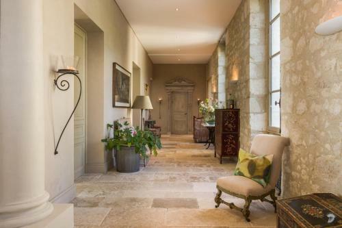 Larroque-sur-l'osse Villa Sleeps 8 With Pool