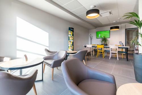 Hotel B&B H�tel Troyes Magasins D'usine