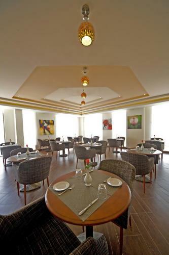 Muscat Dunes Hotel
