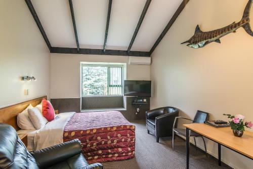 Dupont Motels