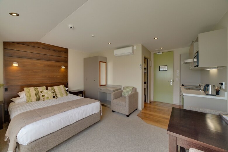 Boulcott Lodge