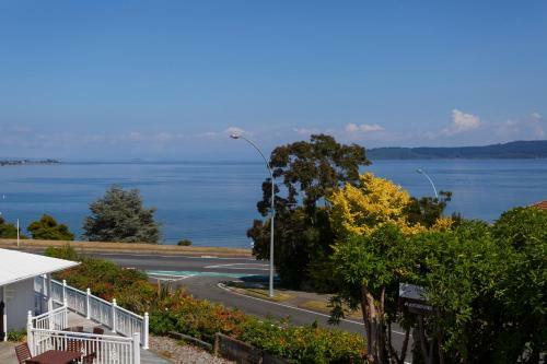 Lakefront Motor Lodge Thermal Spa