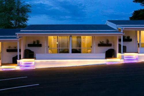 Lakefront Motor Lodge Thermal Spa