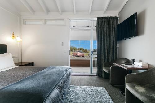 Lakefront Motor Lodge Thermal Spa