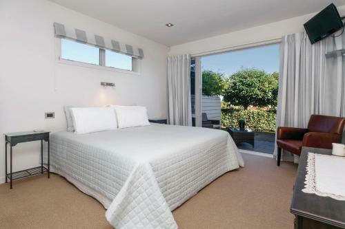 B&B @ Number Ten