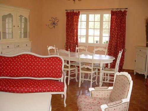 Family Apartment, 2-6 People, In Provenve