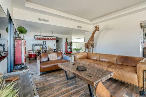 Villa Athena - 400 M2, Sur La Plage
