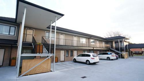 Brooklyn Motor Lodge