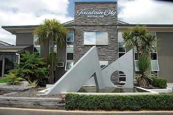 Fountain City Motor Inn