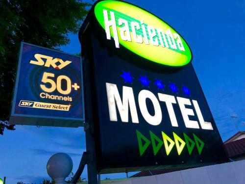 Hacienda Motor Lodge