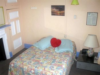 Albergue City Garden Lodge