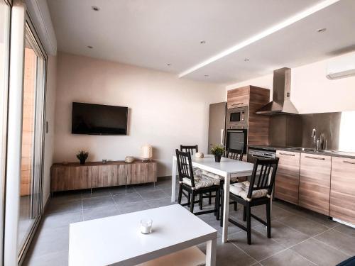 Apartamento Appartement Neuf 2 Pi�ces Balcon Et Parking Proche Centre 3