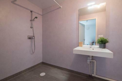 Apartamento Elodie - Appartement Proche Gare, Arriv�e 24 24