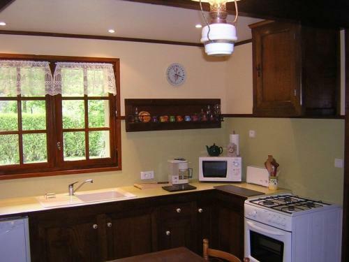 G�te L�on, 5 Pi�ces, 6 Personnes - Fr-1-360-646