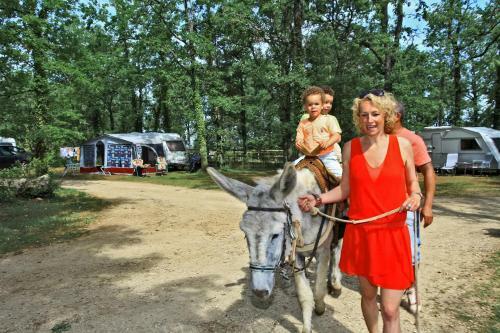 Camping Le Pech Charmant