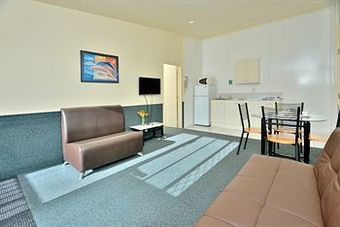Auckland Northshore Motels & Holiday Park
