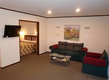 Half Moon Bay Marina Motel