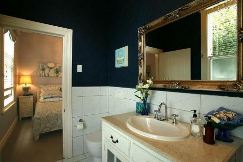 Eden Park Bed And Breakfast Inn