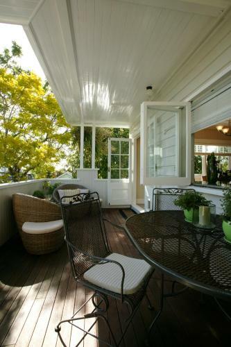Eden Park Bed And Breakfast Inn