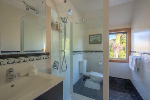 Bed & Breakfast Nikau Lodge