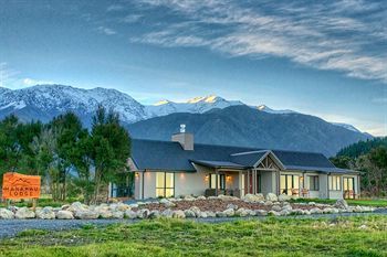 Manakau Lodge
