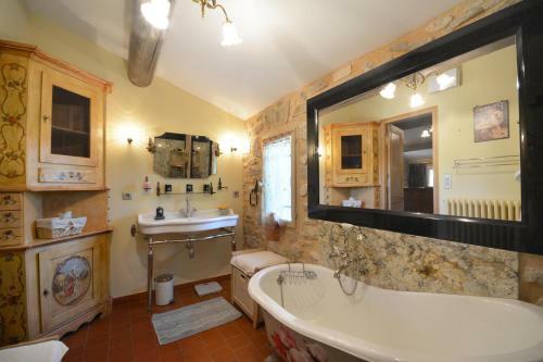 Le Jardin Proven�al 1