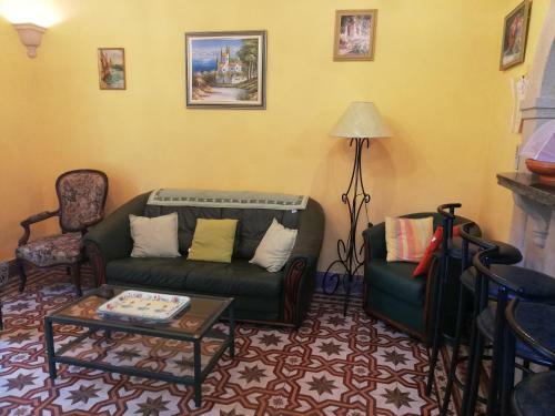 Le Jardin Proven�al 1