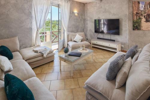 Sunlight Properties - Villa Olea - 5 Bedrooms With Pool