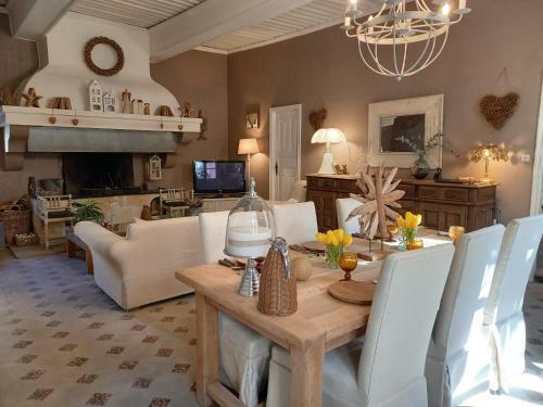 Bed & Breakfast La Chapelle Des Ar�mes