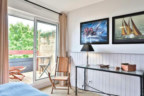 Hostal R�ves De Bord De Mer