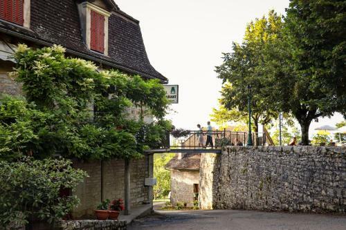 Hotel H�tel Le Cantou 354