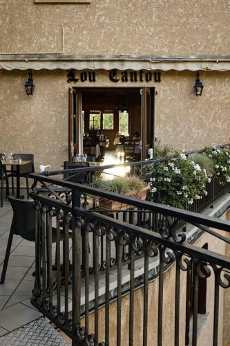 Hotel H�tel Le Cantou 354