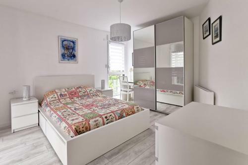 Charming Apartment Quiet Hotel Service