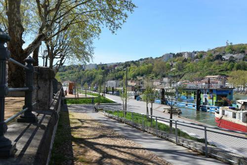 Apartamentos Studios Peniche Lyon Centre Vieux Lyon Confluence