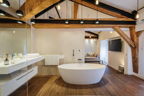 Apartamento Mohom - Berges Du Rh�ne