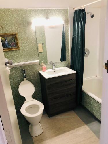 Albergue Ariki Accommodation
