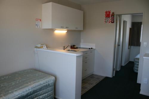 88 Wallace Court Motel