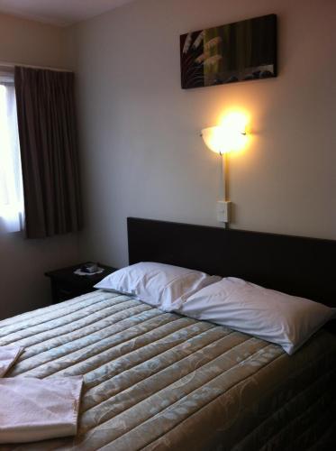 88 Wallace Court Motel