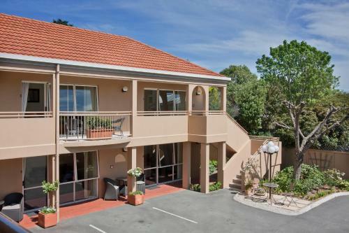 Tuscana Motor Lodge