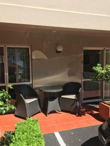 Tuscana Motor Lodge
