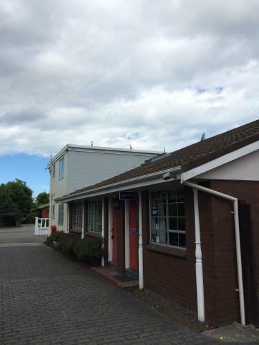 Ferry Motel