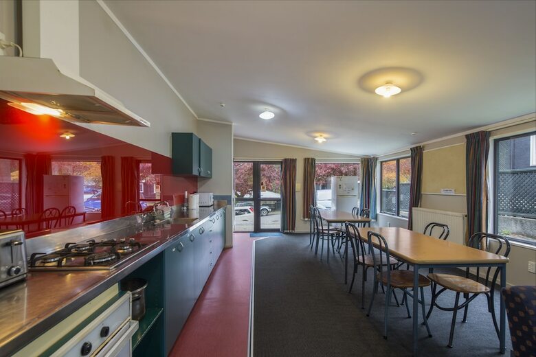 Hotel Pinewood Lodge