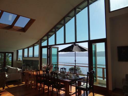 Edgewater Lodge B&B