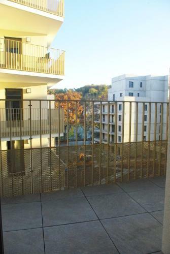 Apartamento Immeuble Standing, Troisime Tage Avec Balcon