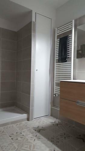 Apartamento Immeuble Standing, Troisime Tage Avec Balcon