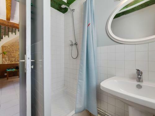 Heritage Holiday Home In Maisons Near Sea
