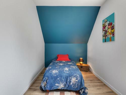 Heritage Holiday Home In Maisons Near Sea
