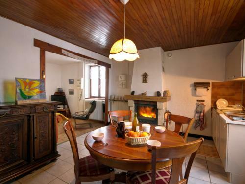 G�te Marlhes, 3 Pi�ces, 4 Personnes - Fr-1-496-57
