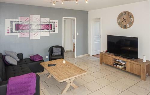Nice Home In Maraissan With Wifi And 3 Bedrooms
