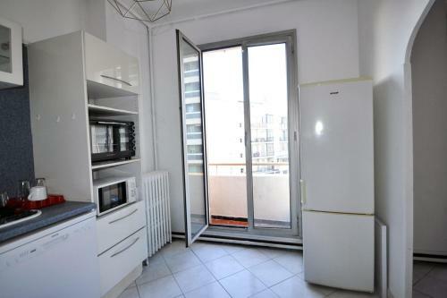 Charming Apartment Close To The Center
